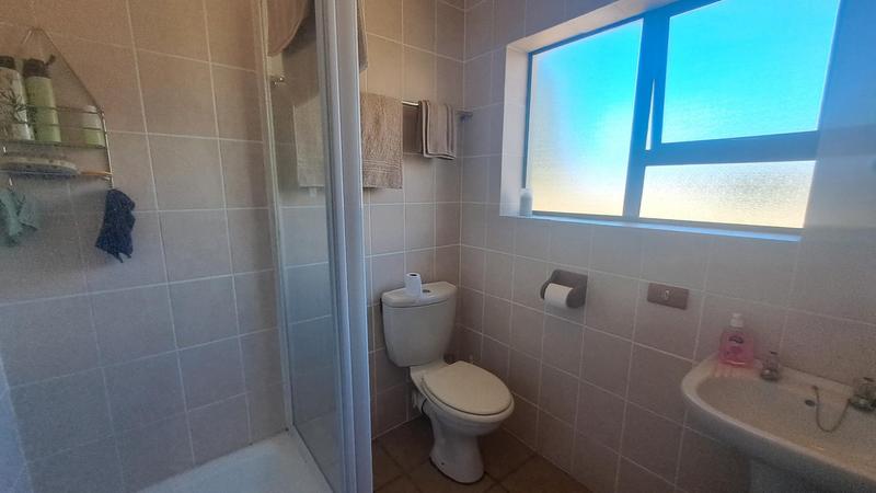 2 Bedroom Property for Sale in Stilbaai Wes Western Cape